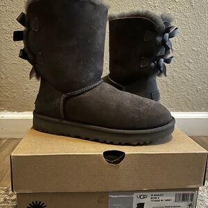 UGG Women's Bailey Bow II Boots - Grey